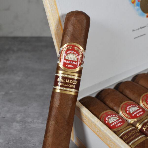 H. UPMANN ROBUSTO AÑEJADOS